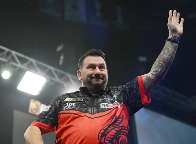 Jonny Clayton Net Worth: How “The Ferret” Built His Darts Fortune
